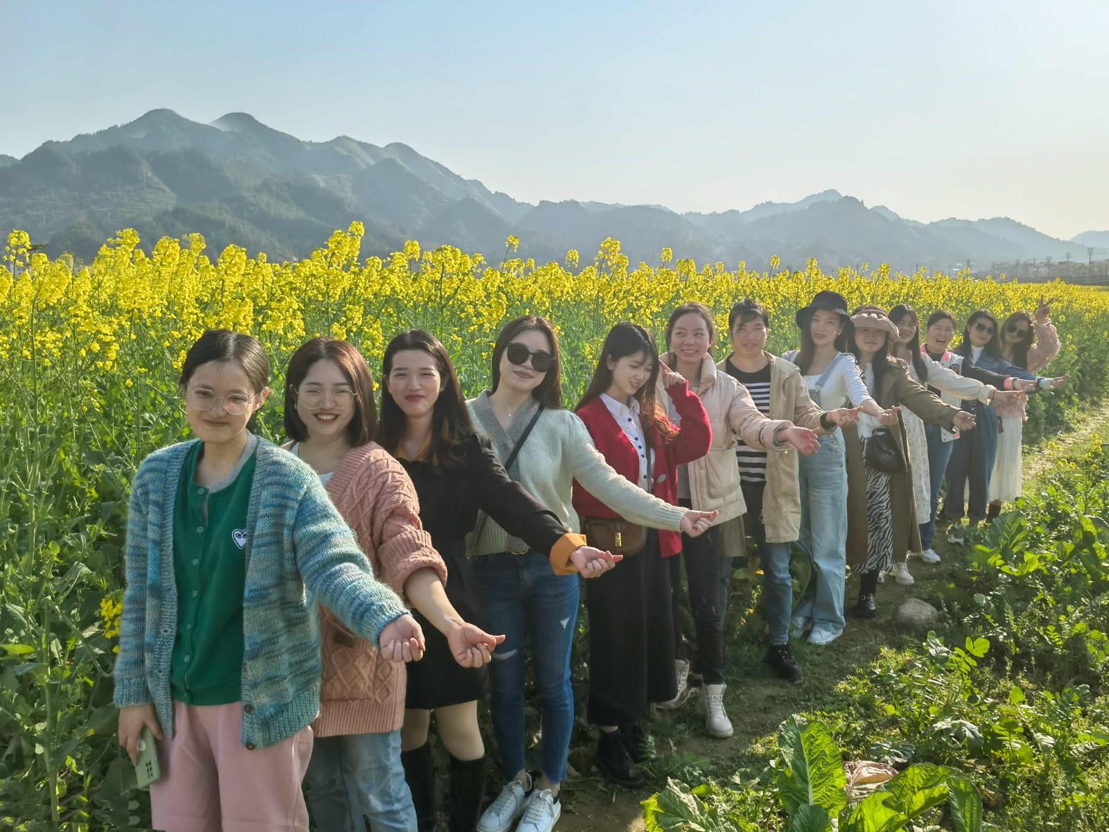 春來三月八·遍地美人花 博宇·百興“三八”節(jié)踏青活動